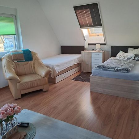 Monteur- Und Ferienwohnung In Hainichen - Obergeschoss Oder Dachgeschoss - Familie Weber Bockendorf 외부 사진