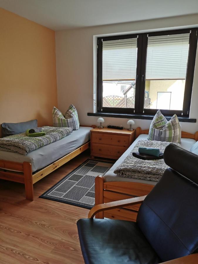 Monteur- Und Ferienwohnung In Hainichen - Obergeschoss Oder Dachgeschoss - Familie Weber Bockendorf 외부 사진