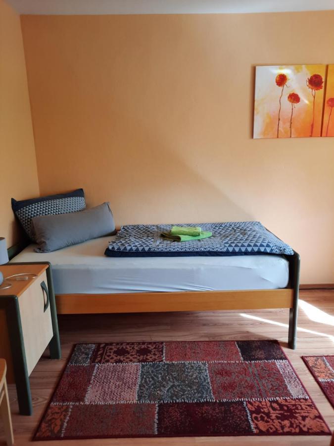 Monteur- Und Ferienwohnung In Hainichen - Obergeschoss Oder Dachgeschoss - Familie Weber Bockendorf 외부 사진